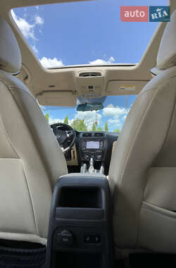 Седан Volkswagen Jetta 2011 в 