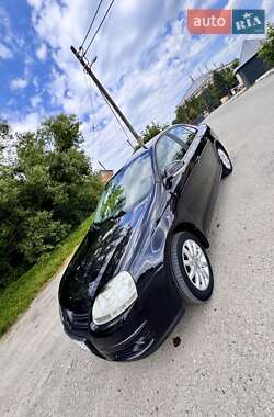 Седан Volkswagen Jetta 2008 в 
