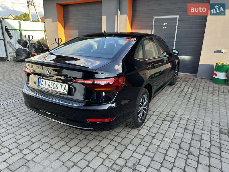 Седан Volkswagen Jetta 2019 в Білогородці