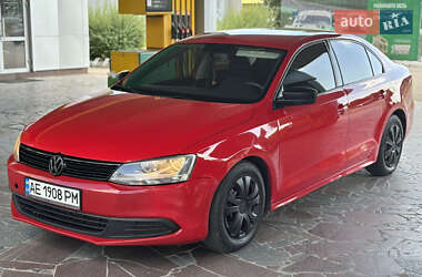 Седан Volkswagen Jetta 2012 в Днепре