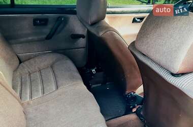 Седан Volkswagen Jetta 1984 в 