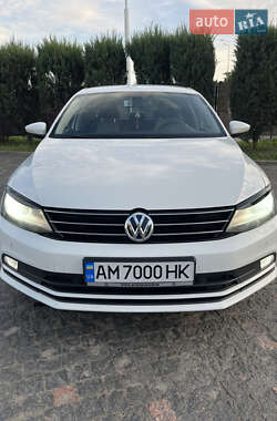Седан Volkswagen Jetta 2016 в Житомире
