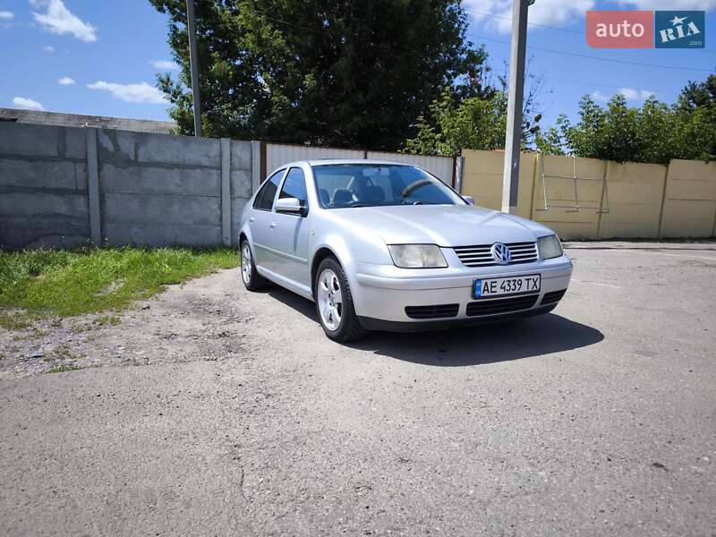 Седан Volkswagen Jetta 2003 в 