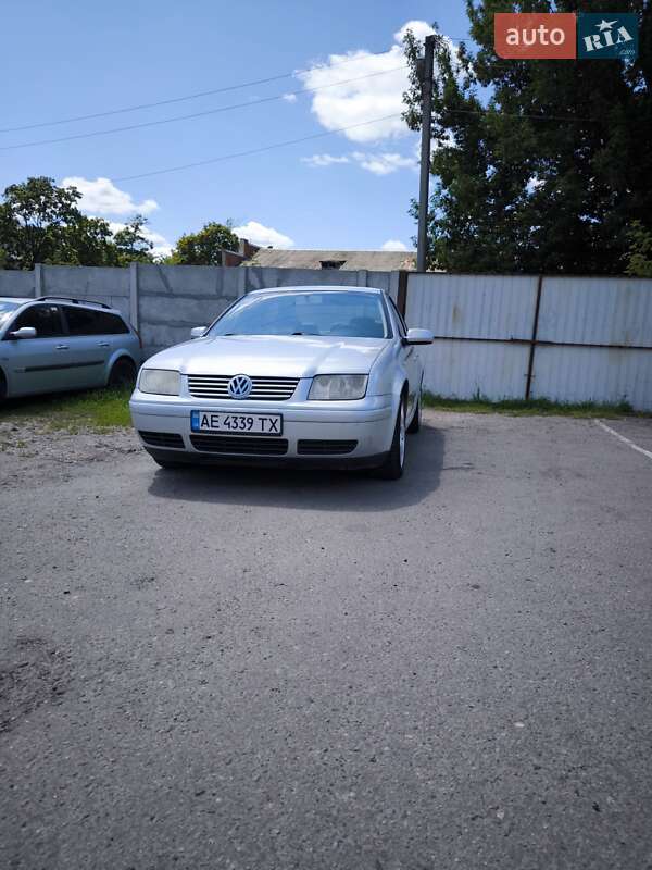 Седан Volkswagen Jetta 2003 в Харькове