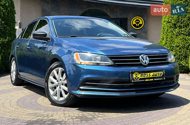 Седан Volkswagen Jetta 2015 в Львові