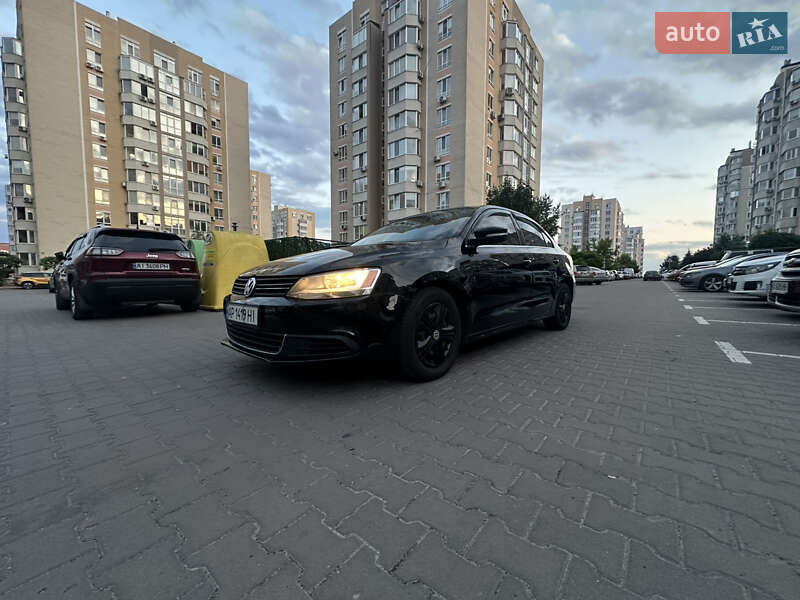 Volkswagen Jetta 2013