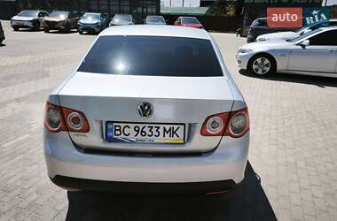 Седан Volkswagen Jetta 2009 в 