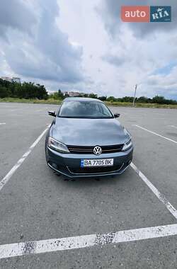 Седан Volkswagen Jetta 2014 в Кропивницком