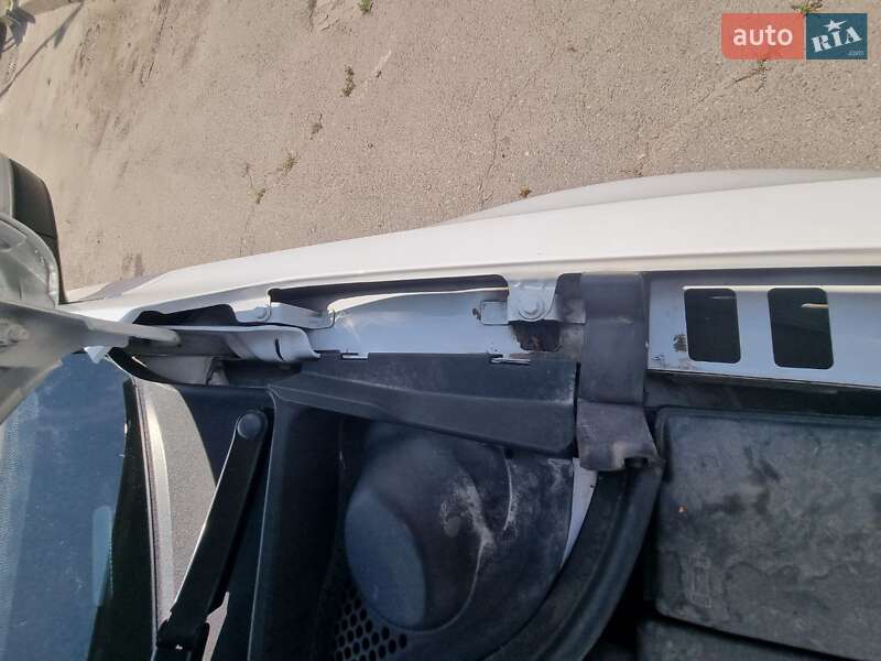Седан Volkswagen Jetta 2015 в Дніпрі
