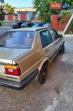 Седан Volkswagen Jetta 1985 в Новоукраинке