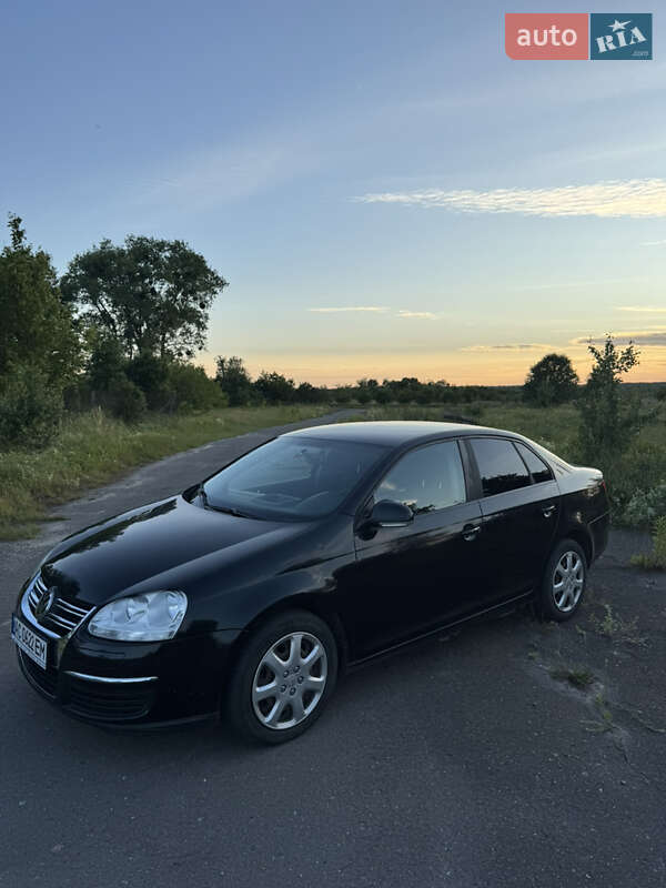 Седан Volkswagen Jetta 2007 в Луцьку