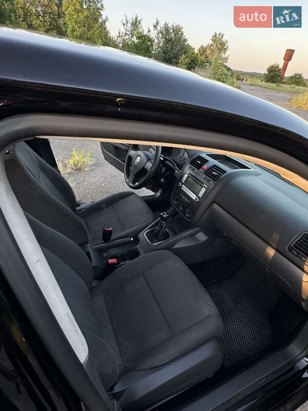 Седан Volkswagen Jetta 2007 в Луцьку