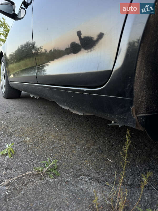 Седан Volkswagen Jetta 2007 в Луцьку