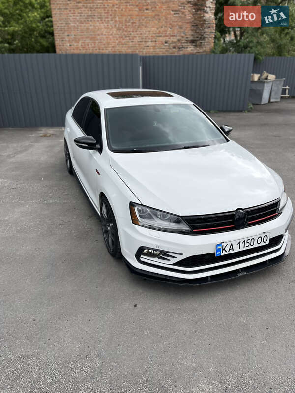 Седан Volkswagen Jetta 2017 в Полтаве