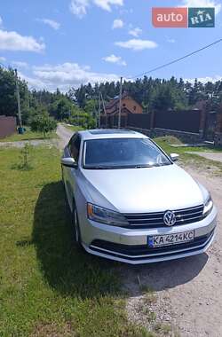 Седан Volkswagen Jetta 2016 в Киеве