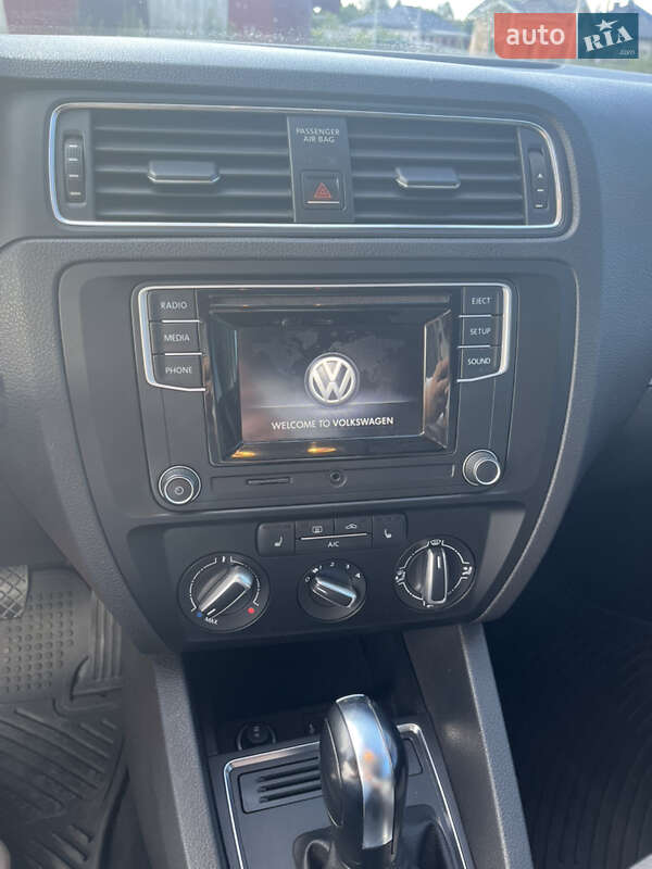 Седан Volkswagen Jetta 2017 в Полтаві