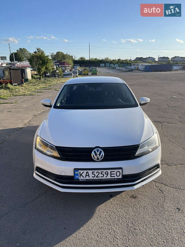 Седан Volkswagen Jetta 2016 в Рівному