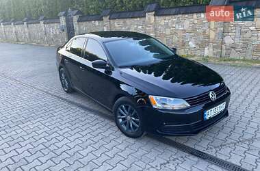 Седан Volkswagen Jetta 2011 в Надвірній
