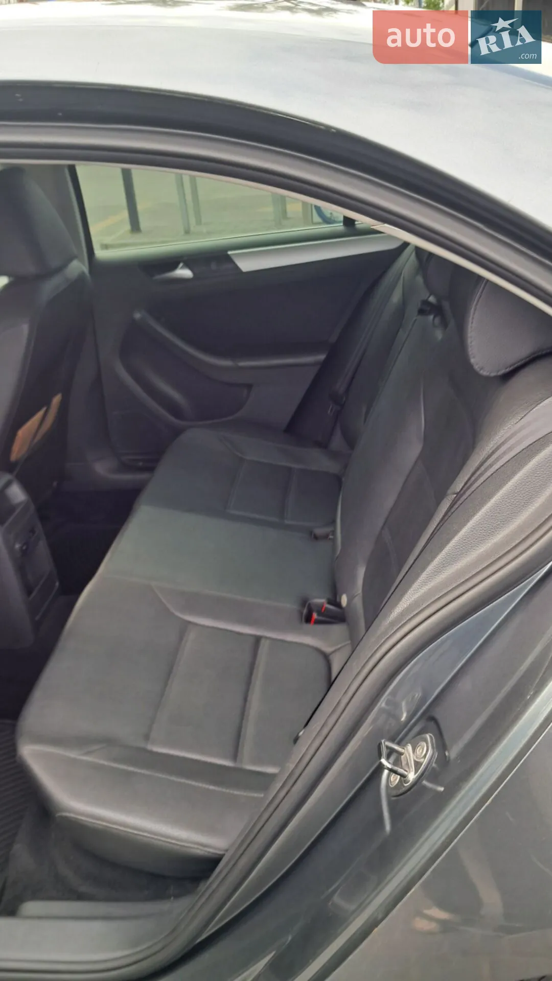 2011 Volkswagen Jetta - мініатюра 30