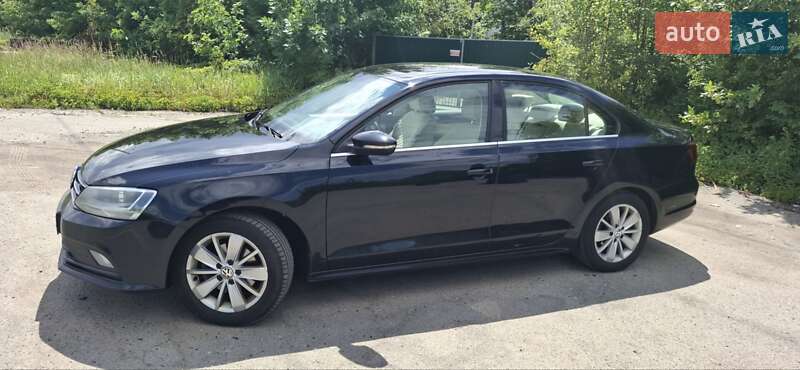 Седан Volkswagen Jetta 2016 в Полтаві