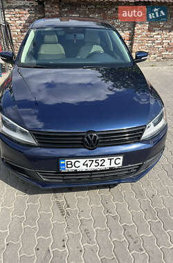 Седан Volkswagen Jetta 2013 в Львове