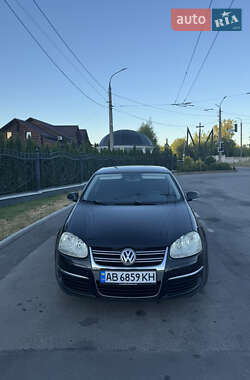 Седан Volkswagen Jetta 2006 в Виннице
