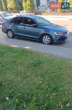 Седан Volkswagen Jetta 2015 в Луцке