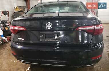 Седан Volkswagen Jetta 2020 в 
