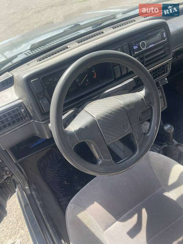 Седан Volkswagen Jetta 1988 в Березному