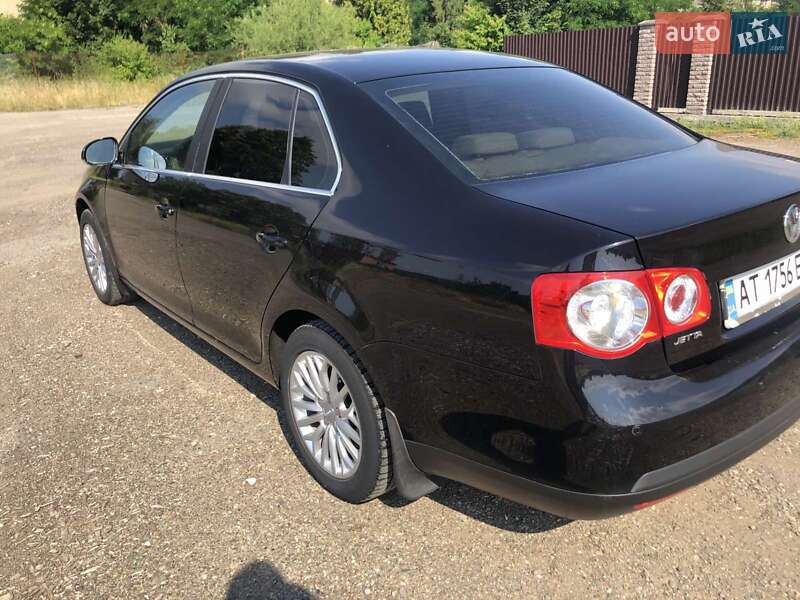 Седан Volkswagen Jetta 2008 в Ланчині