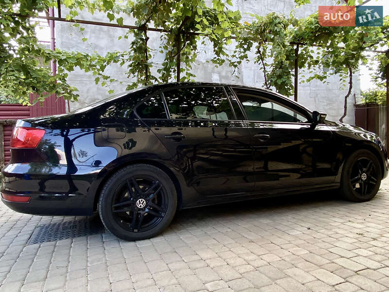 Седан Volkswagen Jetta 2011 в Мукачевому