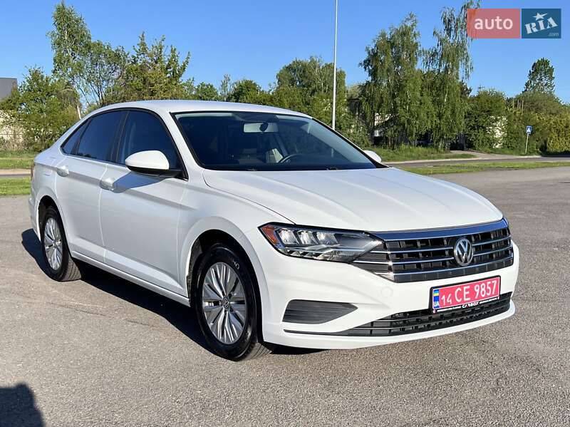 Volkswagen Jetta 2019