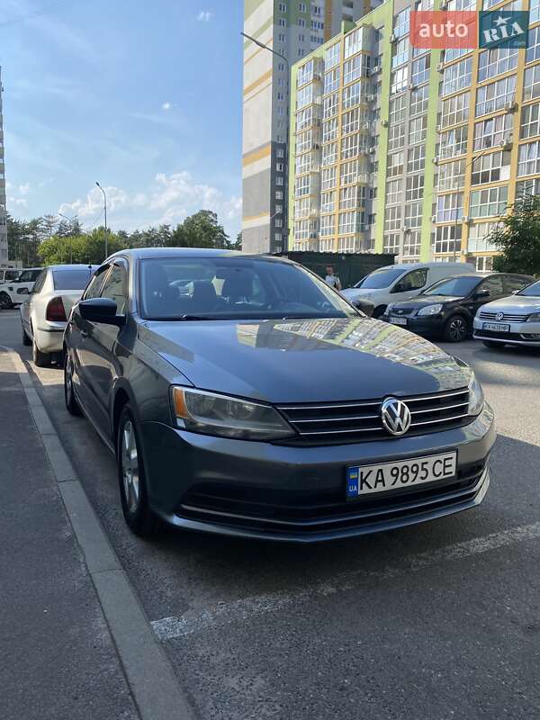 Седан Volkswagen Jetta 2016 в Києві