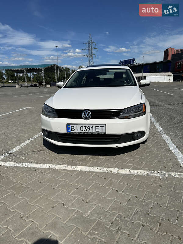 Седан Volkswagen Jetta 2010 в Вышгороде