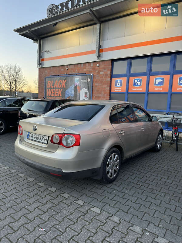Седан Volkswagen Jetta 2006 в Одесі