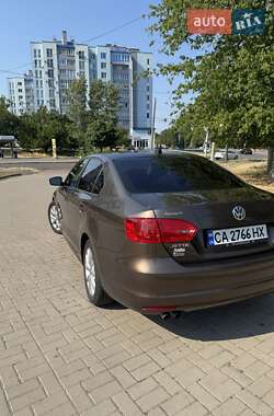 Седан Volkswagen Jetta 2012 в Черкасах