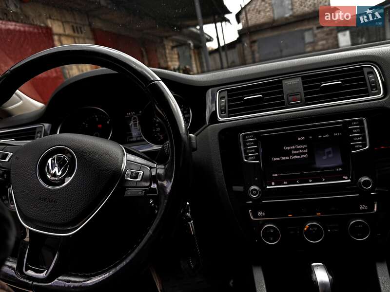 Седан Volkswagen Jetta 2016 в Дніпрі фото 13 Седан Volkswagen Jetta 2016 в Дніпрі