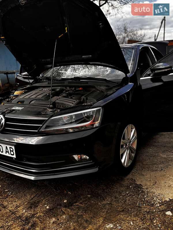 Седан Volkswagen Jetta 2016 в Дніпрі фото 24 Седан Volkswagen Jetta 2016 в Дніпрі