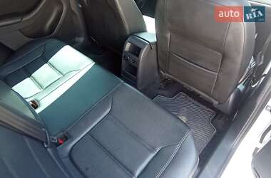 Седан Volkswagen Jetta 2013 в 
