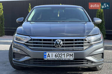 Седан Volkswagen Jetta 2019 в 
