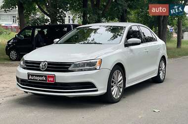 Седан Volkswagen Jetta 2016 в Киеве