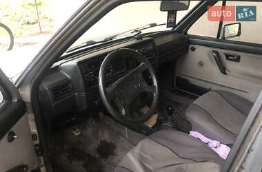 Седан Volkswagen Jetta 1987 в Рожнятові