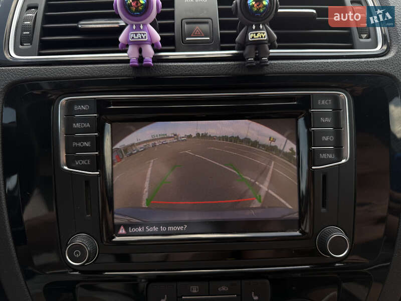 Седан Volkswagen Jetta 2015 в Киеве