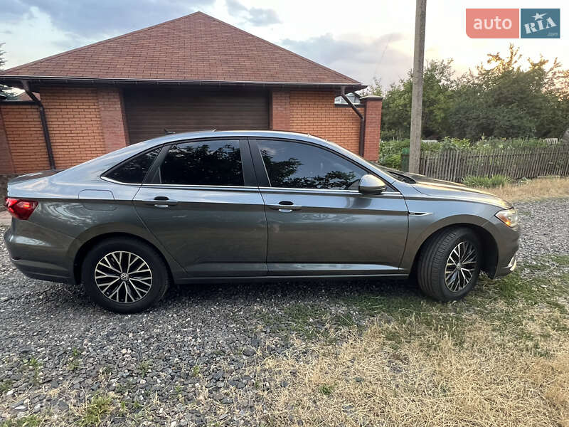 Седан Volkswagen Jetta 2018 в Кривом Роге