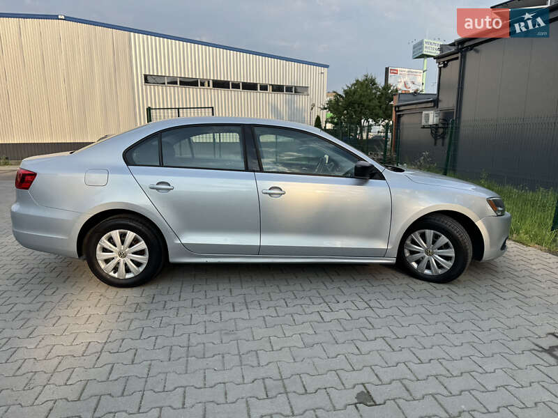 Седан Volkswagen Jetta 2011 в Киеве
