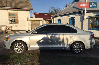 Седан Volkswagen Jetta 2012 в 