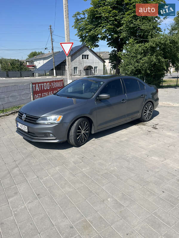 Volkswagen Jetta 2015