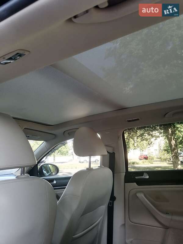 Универсал Volkswagen Jetta 2012 в Киеве