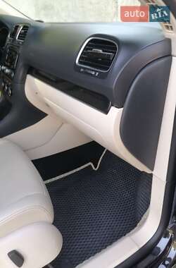Универсал Volkswagen Jetta 2012 в 
