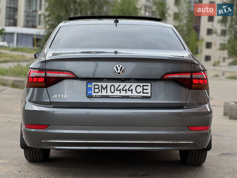 Седан Volkswagen Jetta 2019 в Сумах